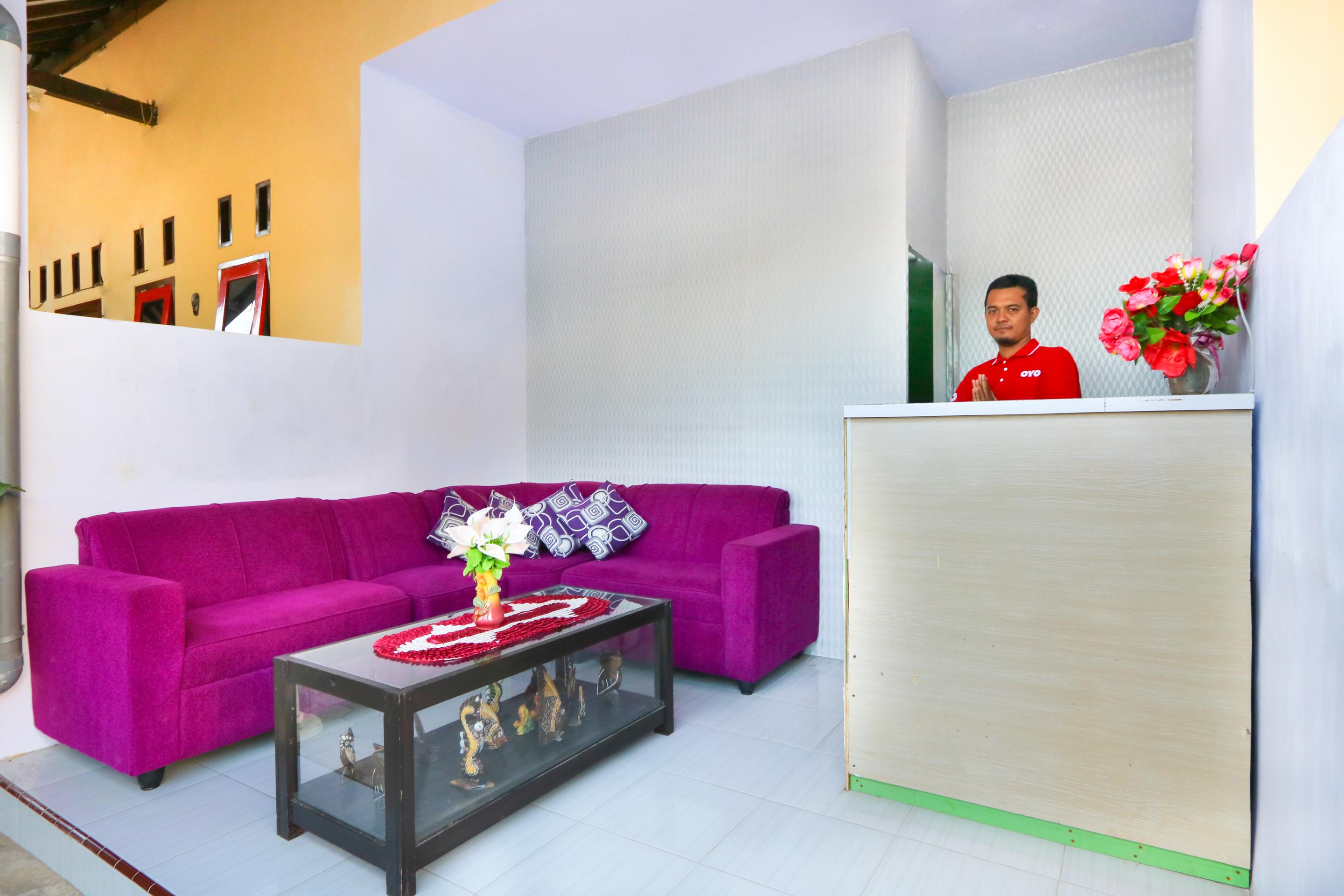 Reddoorz At El Shaday Homestay Banyuwangi Banyuwangi  Ngoại thất bức ảnh