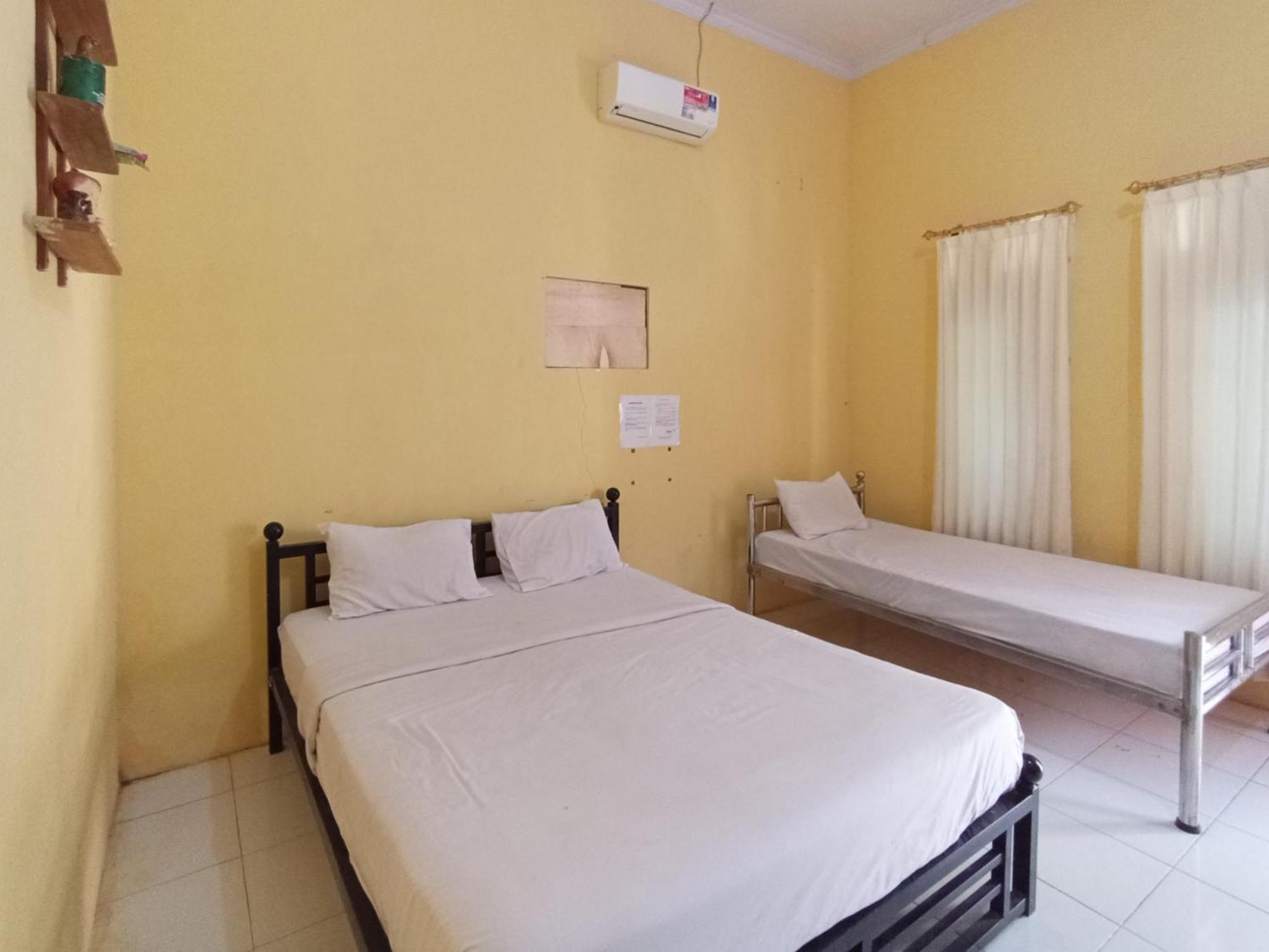 Reddoorz At El Shaday Homestay Banyuwangi Banyuwangi  Ngoại thất bức ảnh