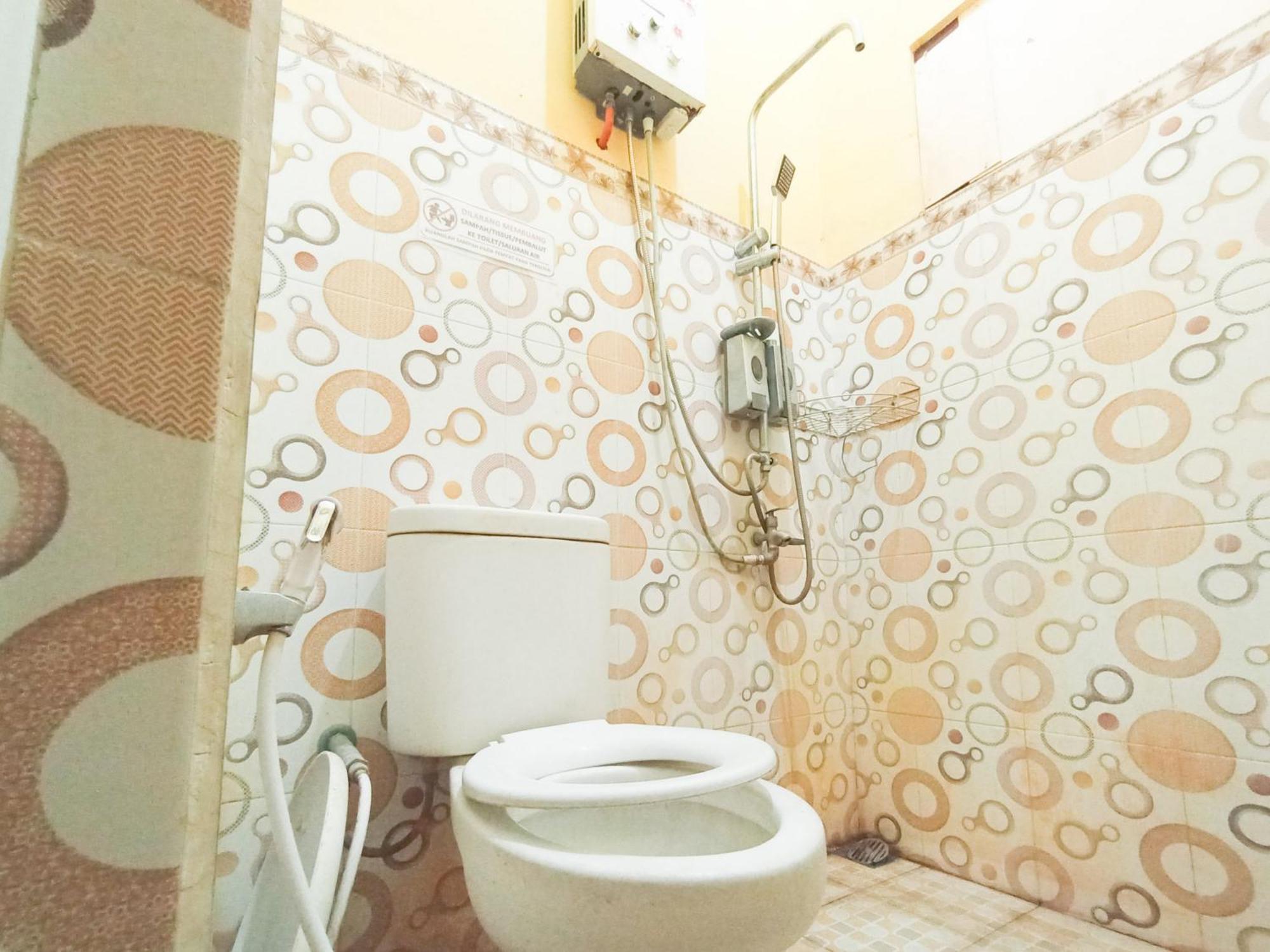 Reddoorz At El Shaday Homestay Banyuwangi Banyuwangi  Ngoại thất bức ảnh