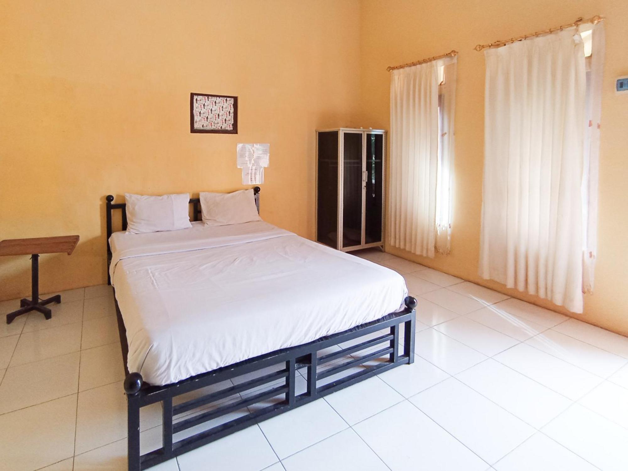 Reddoorz At El Shaday Homestay Banyuwangi Banyuwangi  Ngoại thất bức ảnh